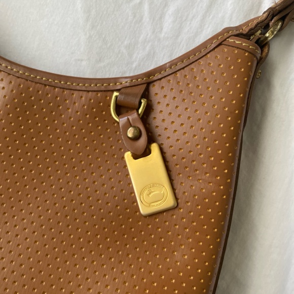 Dooney & Bourne bucket satchel bag in camel - Picture 3 of 6
